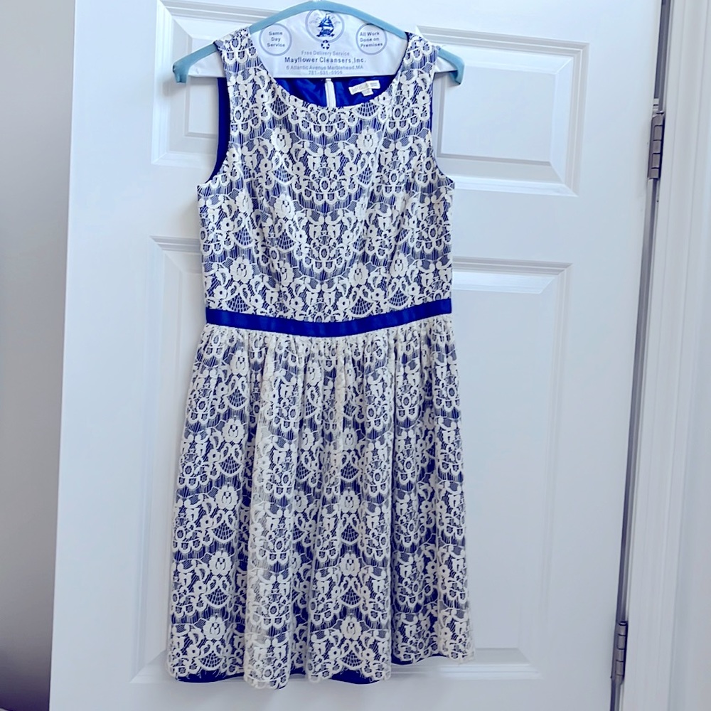 Shoshanna lace dress, size 4